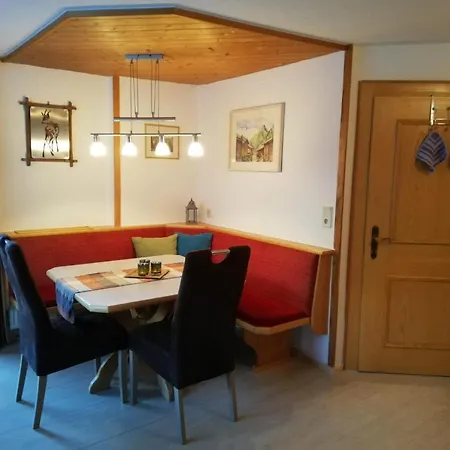 Haus Rainer Apartamento *